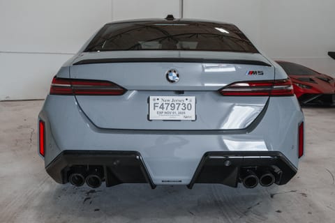BMW M5 thumbnail 3