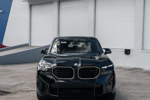 BMW XM thumbnail 1