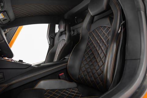Lamborghini Aventador (Orange) thumbnail 3