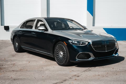 Mercedes-Maybach S-Class thumbnail 1